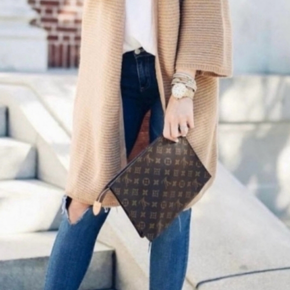 LOUIS VUITTON TOILETRIES BAG 26 MONOGRAM - Picture 14 of 14